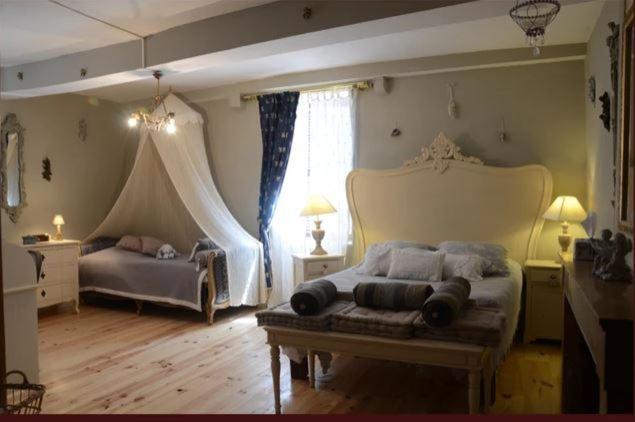 Hotel Les Trois Faisans Bligny-sur-Ouche Exterior foto