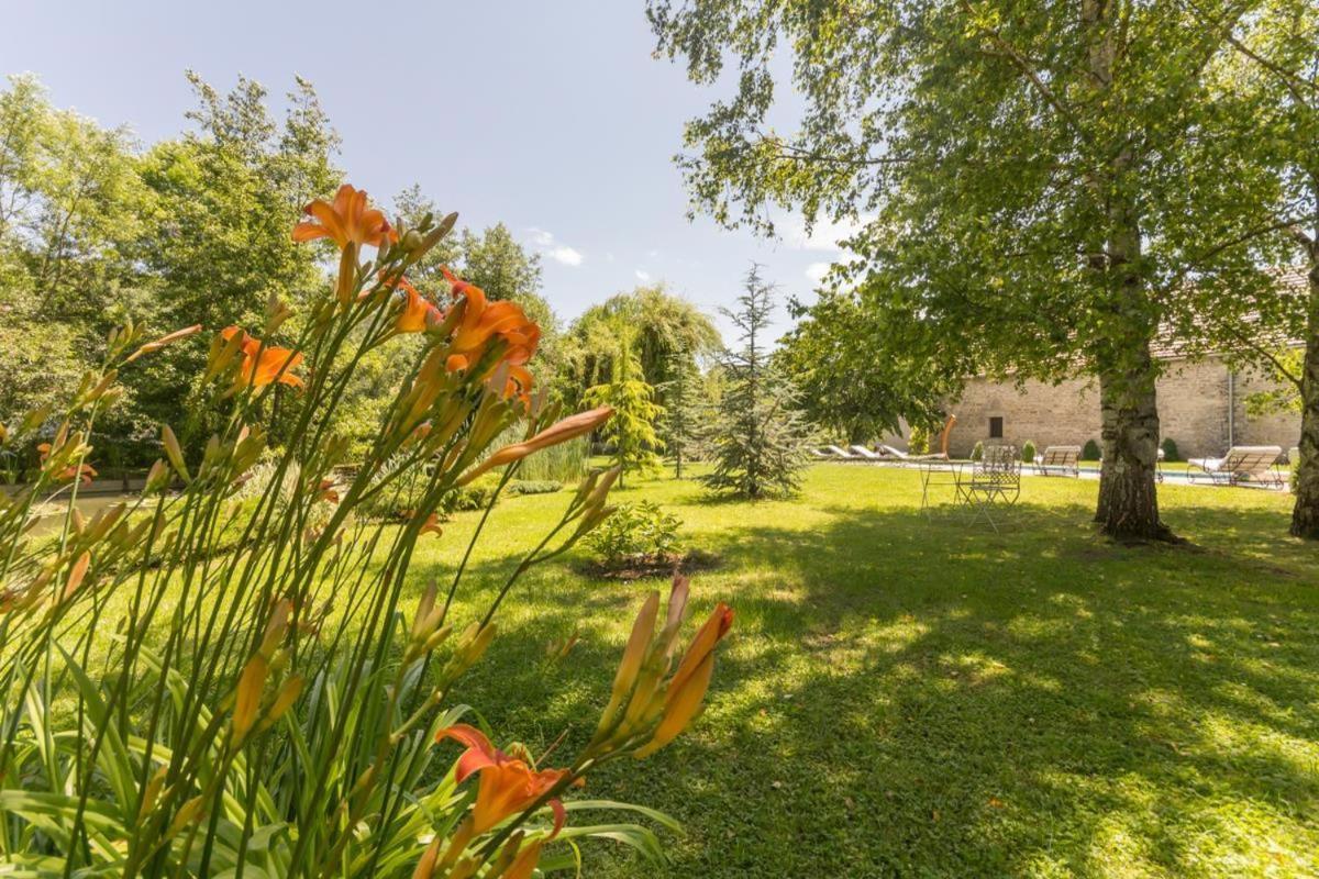 Hotel Les Trois Faisans Bligny-sur-Ouche Exterior foto